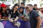 Avant son retour en F1, Horner sort de l'ombre et part à la rencontre des fans !