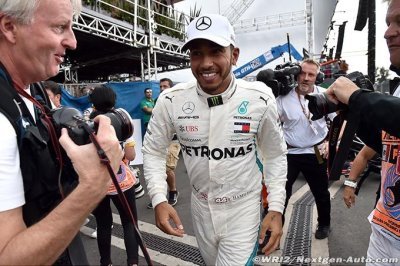 ’Exceptional’ Hamilton deserves title - Leinders
