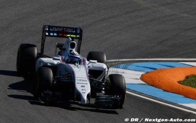 Susie Wolff to extend Williams deal