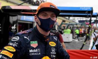 Verstappen ‘ne pense pas’ à son avance et précise ses propos sur Hamilton