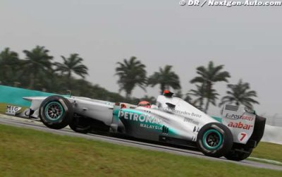 Schumacher apporte deux points à Mercedes