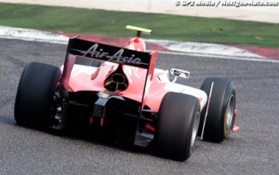 Lotus boss Fernandes renaming GP2 team Caterham