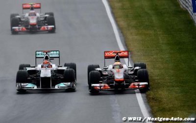 Hamilton continue d’attirer les critiques