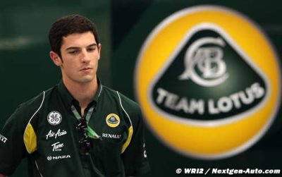 Alexander Rossi avec Team Lotus à Abu Dhabi