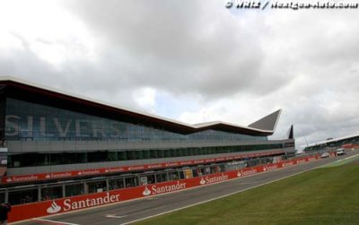 McLaren a fait rouler Lewis Williamson à Silverstone