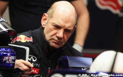 Newey se pose des questions sur la Mercedes