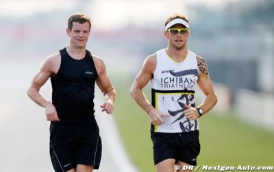 Button participe à son propre triathlon