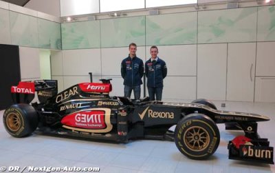 Les pilotes de F4 à la découverte de l’univers de la F1 chez Lotus