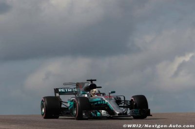 Hamilton edges closer to crown with COTA pole