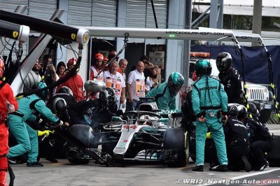 Pirelli&nbsp;: Un arrêt à Monza... mais non sans problèmes