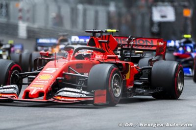 Vettel&nbsp;: Priorité aux appuis aéro et à l’adhérence maintenant