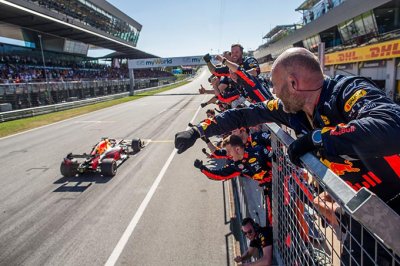 Verstappen versus Leclerc, la ‘promesse d’une décennie brillante pour la F1’ selon Brawn