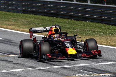 Mercedes se moque de Red Bull et de la manipulation tentée sur Pirelli