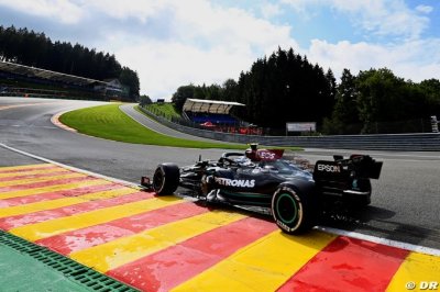 Belgique, EL1&nbsp;: Bottas devance Verstappen avant la pluie