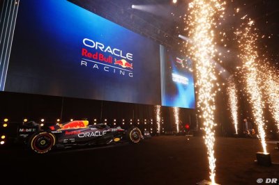 Red Bull pénalisée par la FIA&nbsp;: Horner est déjà inquiet, pas Verstappen
