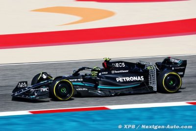 La Mercedes F1 W14 en perte d’équilibre ce matin à Bahreïn