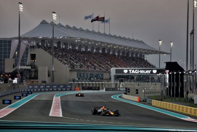 Pas de 5e titre mais Verstappen finit sur une victoire, ’du plaisir et une belle saison’