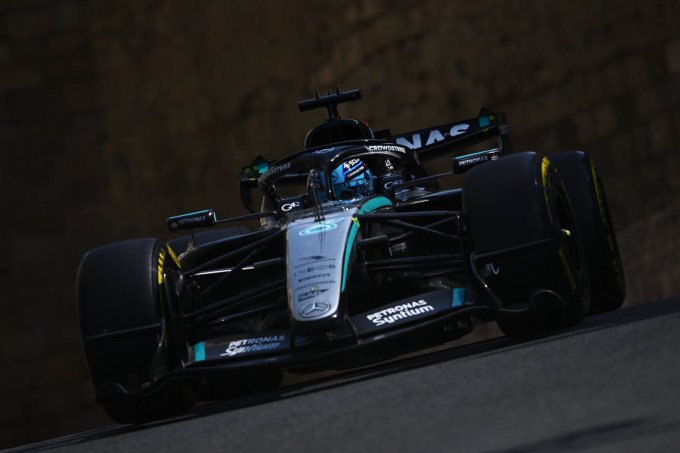 Russell signe la pole devant Leclerc,