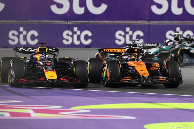 Horner veut 'discuter' (…)