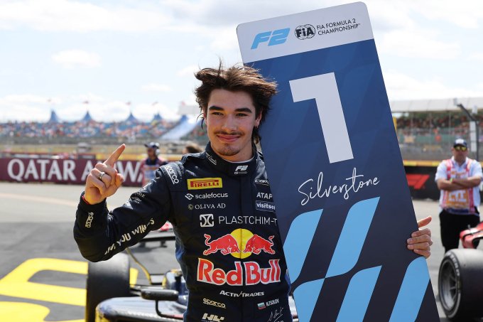 F2, Silverstone, Course Principale : (…)