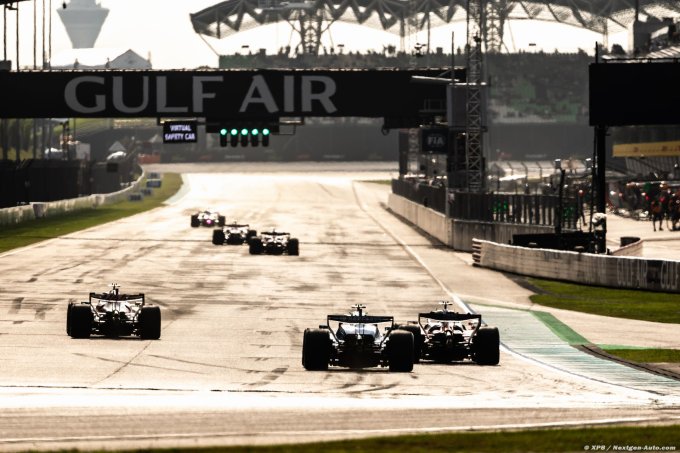 La F1 plonge dans l'inconnu : (…)