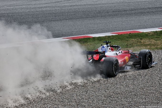 Leclerc admet 'pousser trop (…)